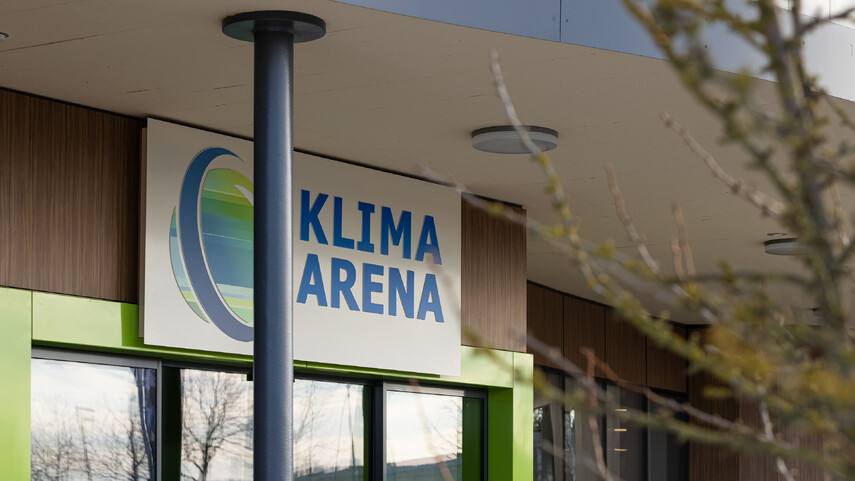 Au&szlig;enansicht Haupteingang KLIMA ARENA.